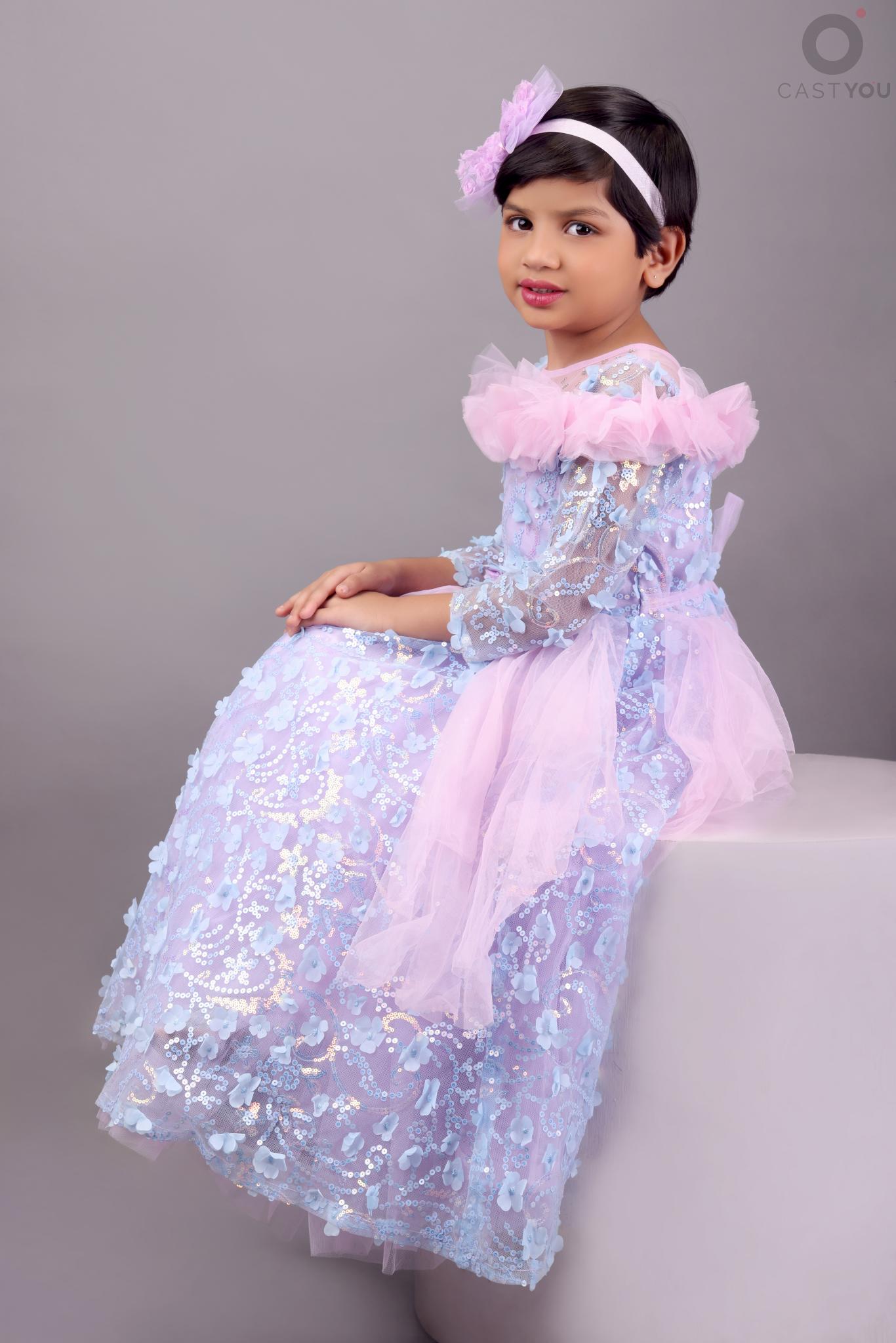 Aruhi Suhana - CastYou